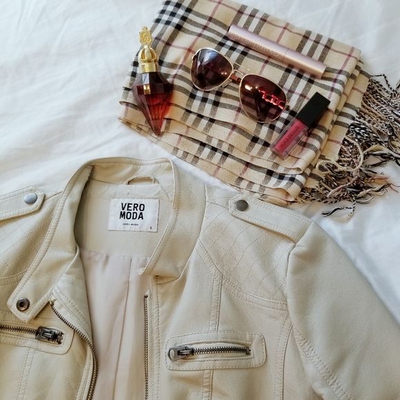 VERO MODA Cream Motorcycle Jacket - Picture 3 of 7